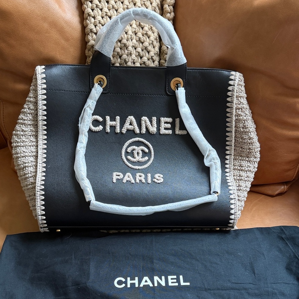 Rare Chanel Leather & Crochet Raffia Deauville Tote Bag NEW